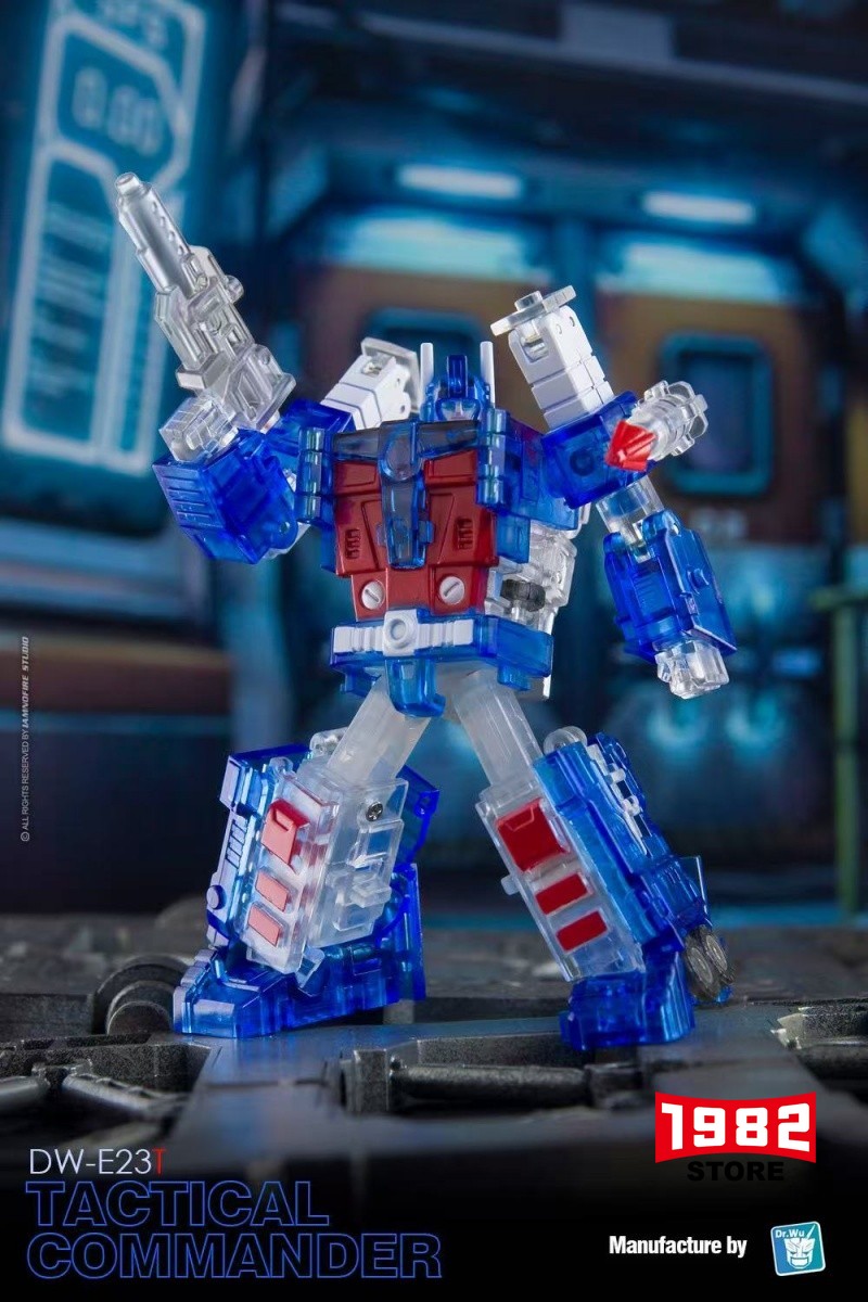 Dr.Wu DW-E23T TACTICAL COMMANDER Ultra Magnus Mini Transformers Toys Action Figure