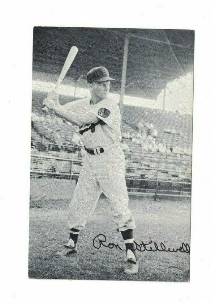 Ron Stillwell Syracuse Chiefs Vintage Jeffrey Morey Baseball Postcard RH1