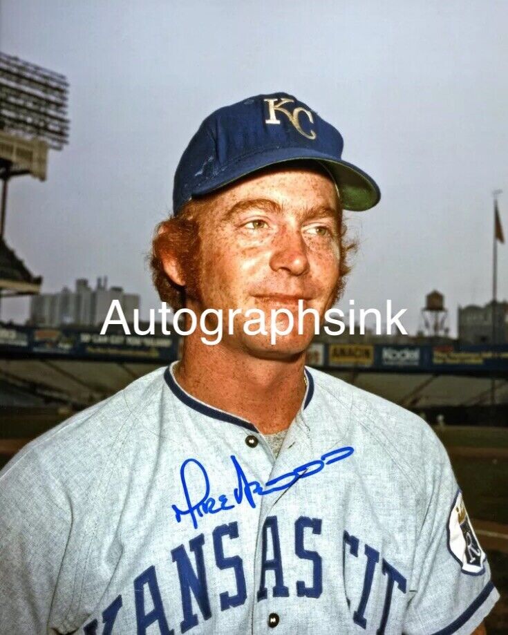 Mike Hedlund Autographed 8x10 Kansas City Royals #2