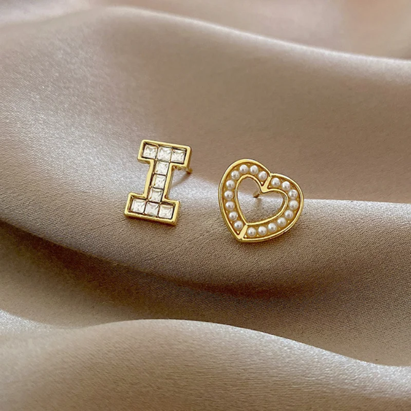 Pearl Zirconia Heart Earrings