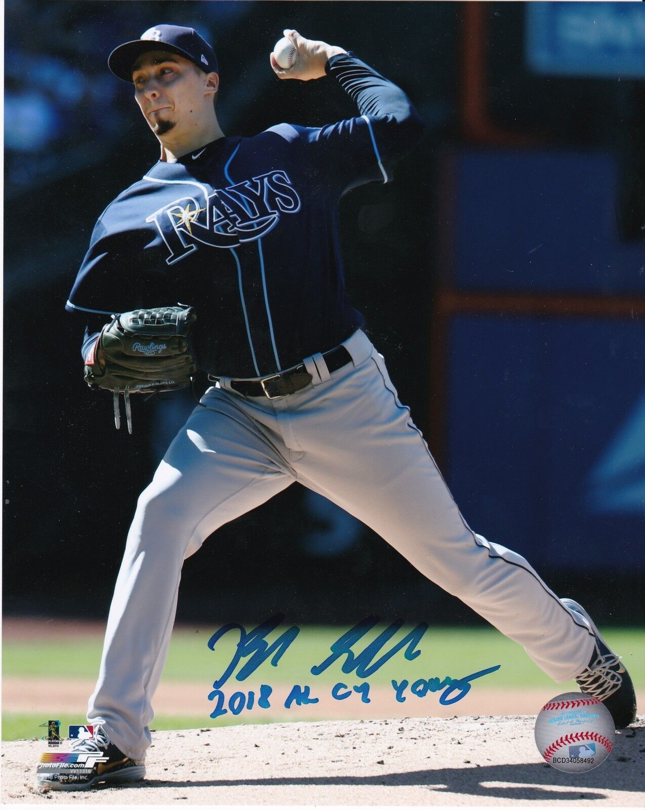 BLAKE SNELL TAMPA BAY RAYS 2018 AL CY YOUNG ACTION SIGNED 8x10