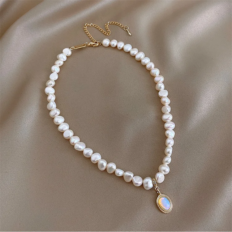 Irregular Pearl Necklace