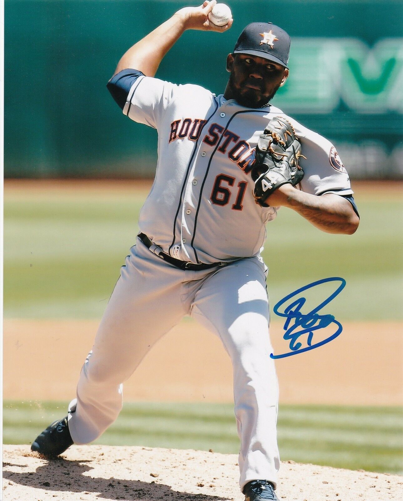 ROGELIO AREMENTEROS HOUSTON ASTROS ACTION SIGNED 8x10