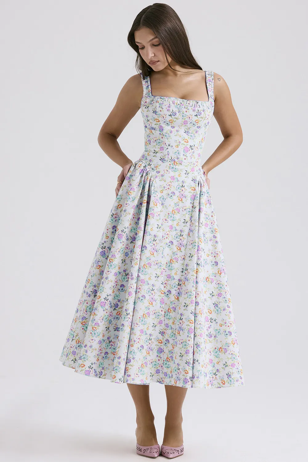Brownm Brownm 24 Years Broken Flower Bohemian Wind Waist Show Thin Back Holiday Wind Sling Medium Long Dress 88104