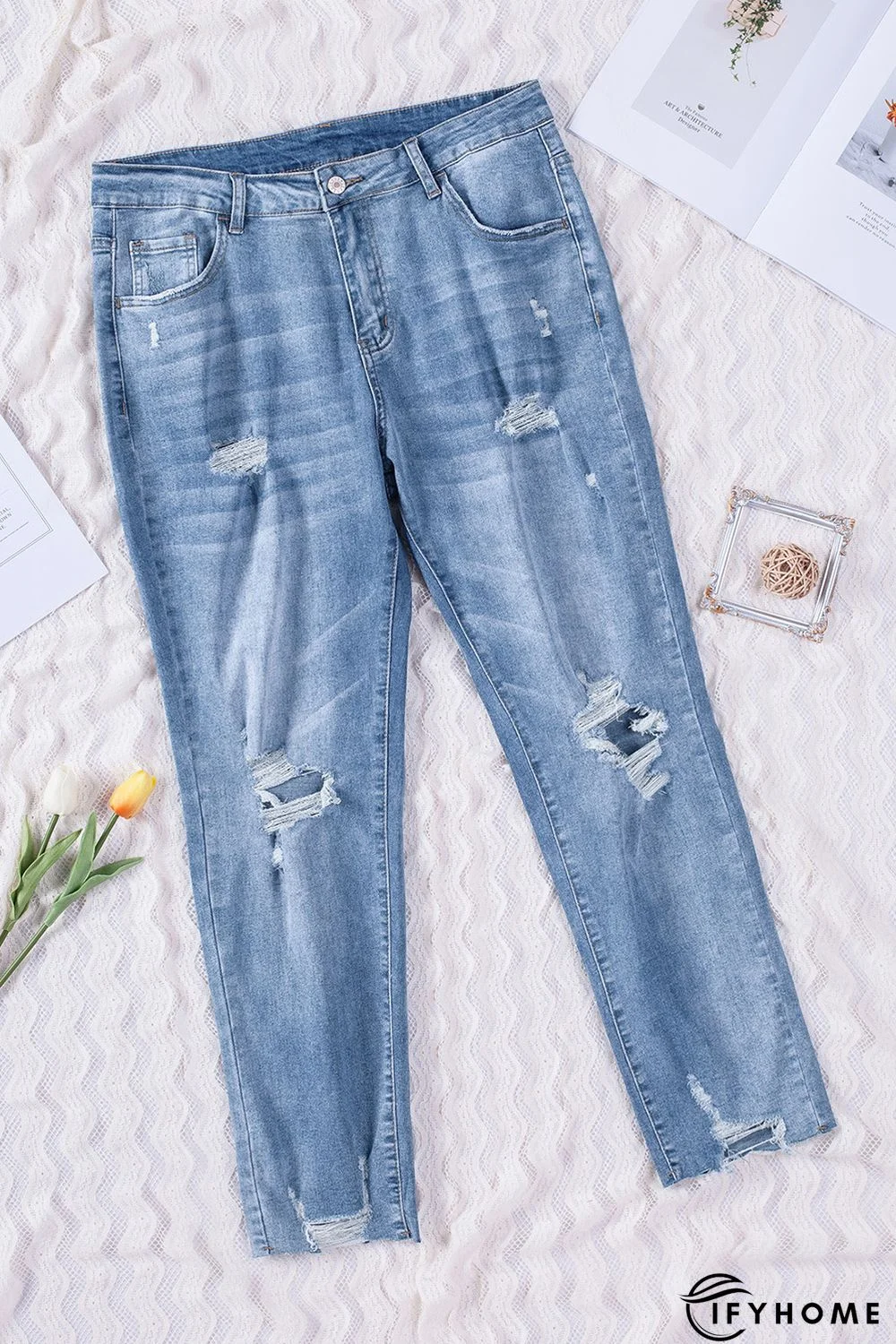 Sky Blue Distressed Holes Frayed Hem Plus Size Jeans | IFYHOME