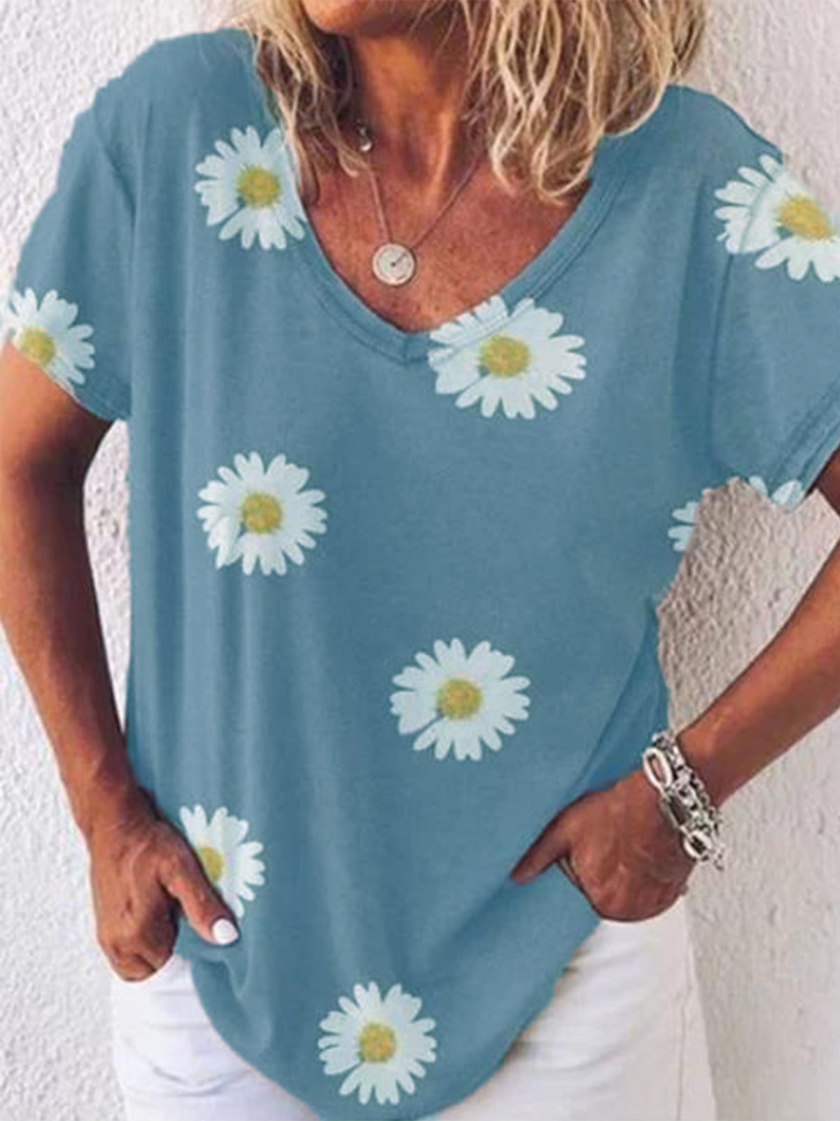 Popular Daisy V-neck Loose Casual Women's Short Sleeve T-shirt 5 Colors 6 Sizes