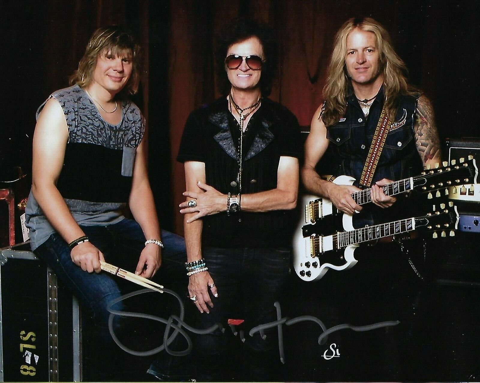 GFA Deep Purple * GLENN HUGHES * Signed Autograph 8x10 Photo Poster painting PROOF G3 COA