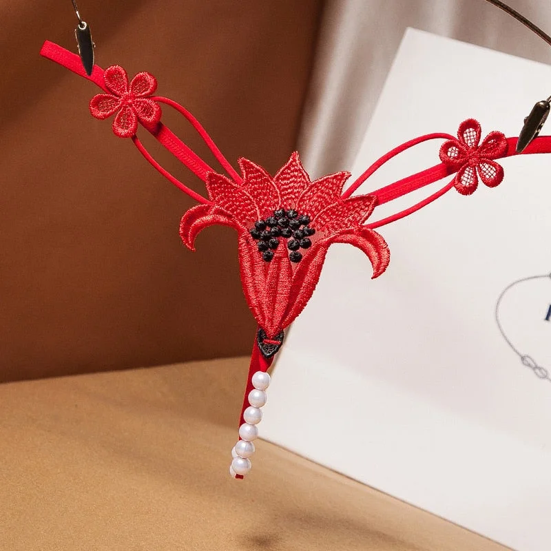 European Thong Pants Sexy Flower Panties Fashion Opening Pearl G- String Low Waist Seamless Comfort Underpants Female Lingerie