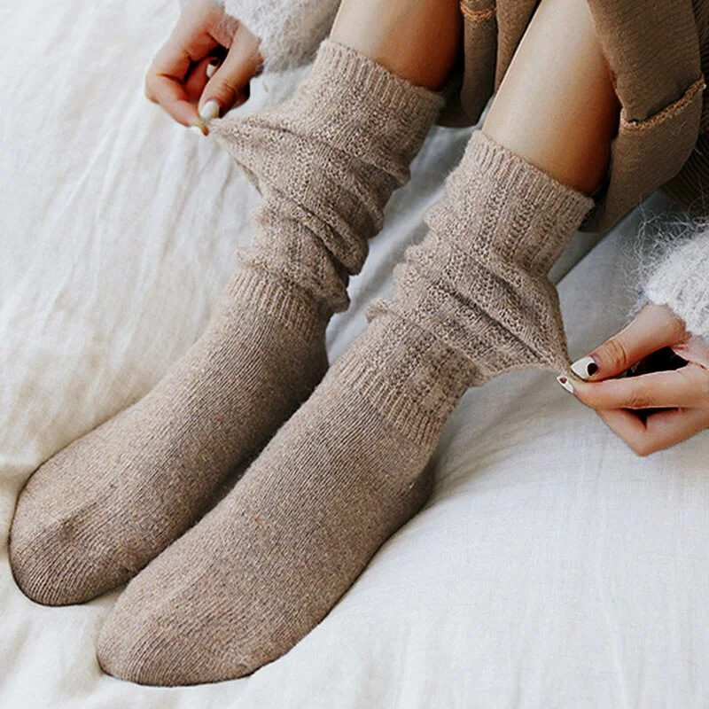 Solid Color Cotton Socks Autumn/Winter Warm Women's Socks Soft Comfortable Knitted Girls Casual Socks Middle Long Female Sox