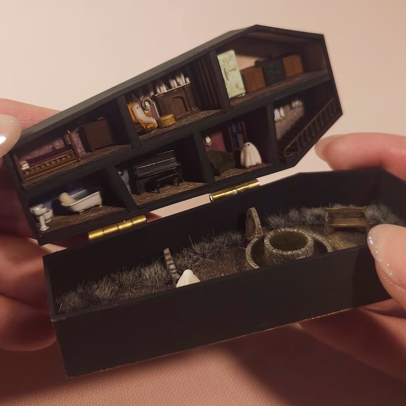 ?LOWEST PRICE IN HISTORY? Haunted coffin minature dollhouse with tiny ghosties inside