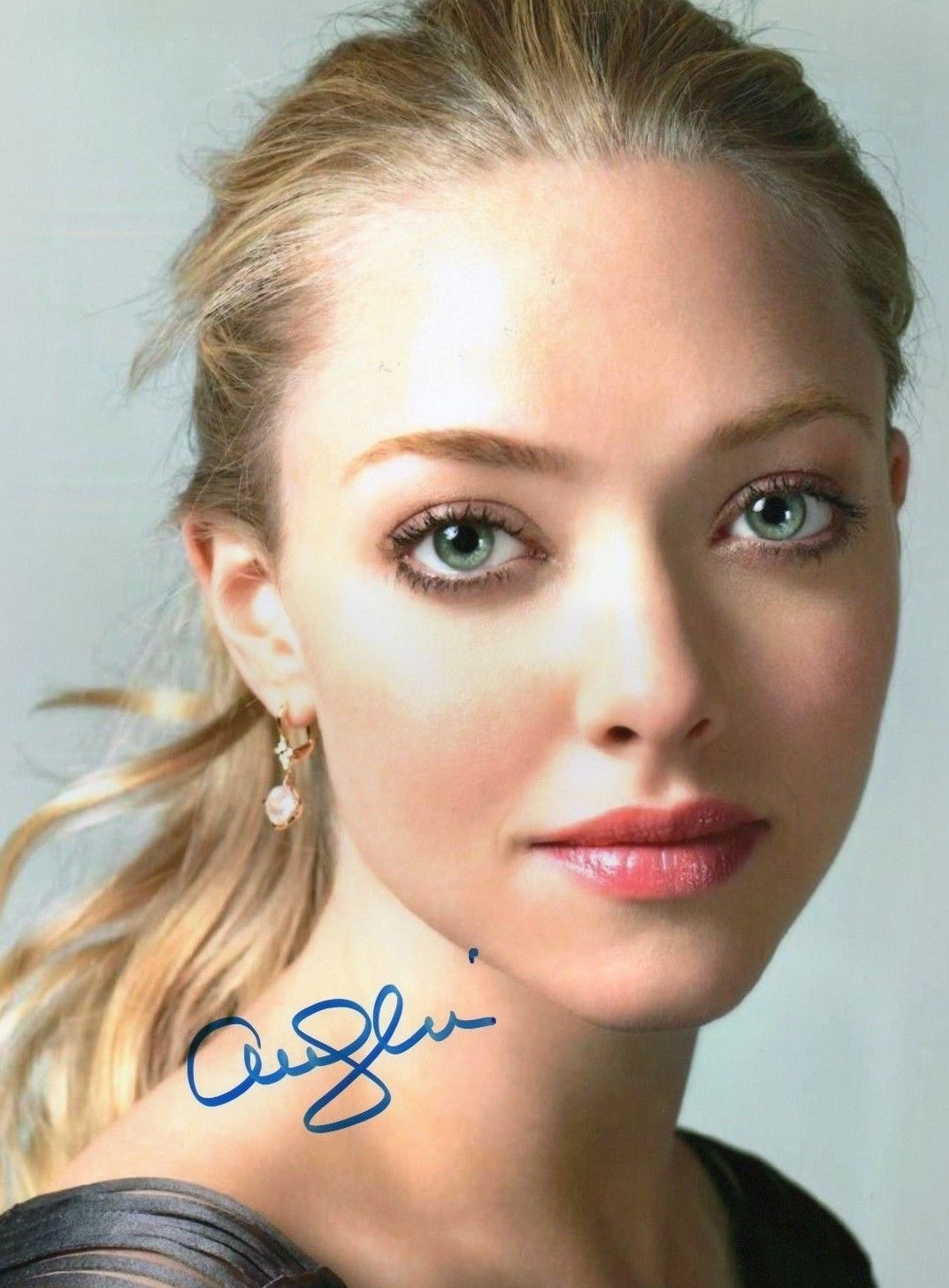 AMANDA SEYFRIED AUTOGRAPHED SIGNED A4 PP POSTER Photo Poster painting PRINT 20