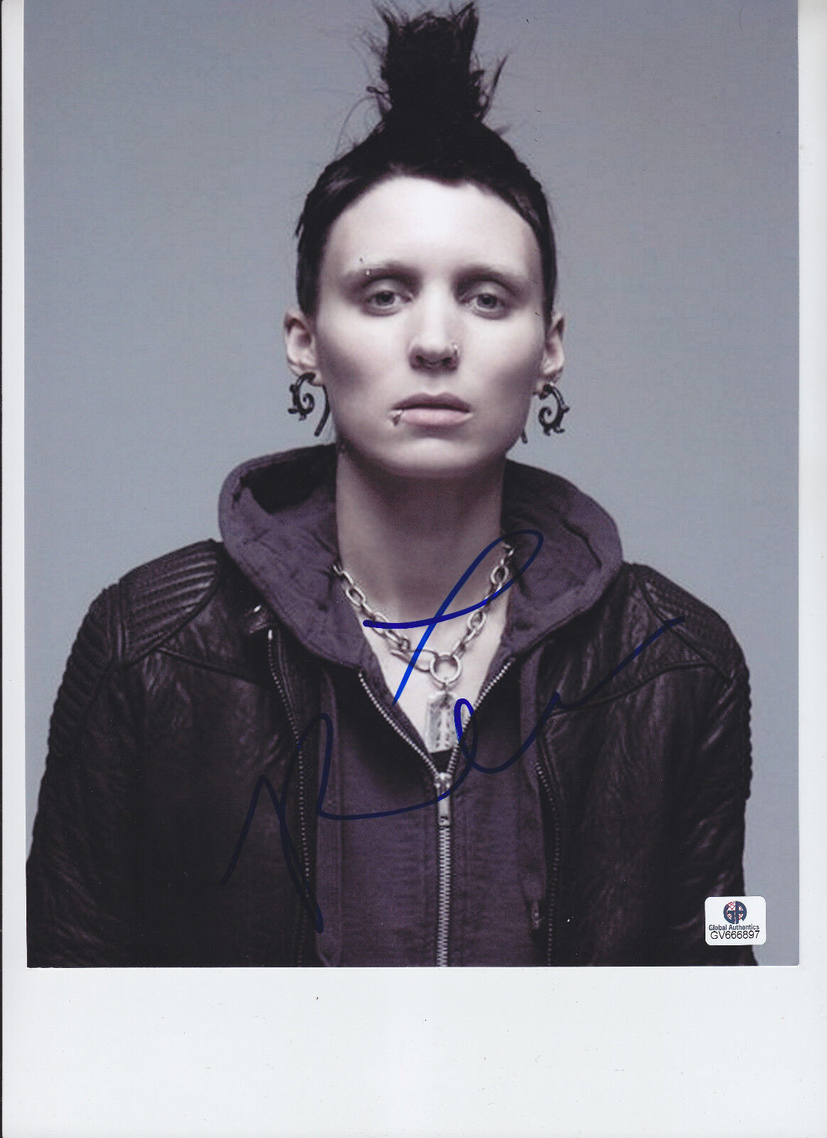 Rooney Mara - The Girl With The Dragon Tattoo - signed 8x10 COA GAI