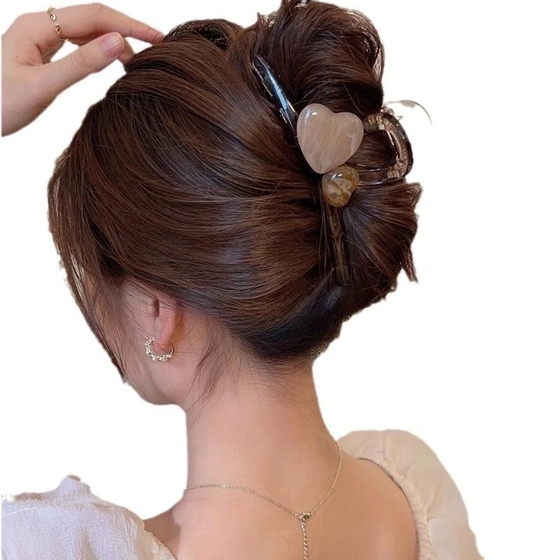 Women’s Casual Streetwear Heart Shape Arylic Handmade Hair Claws