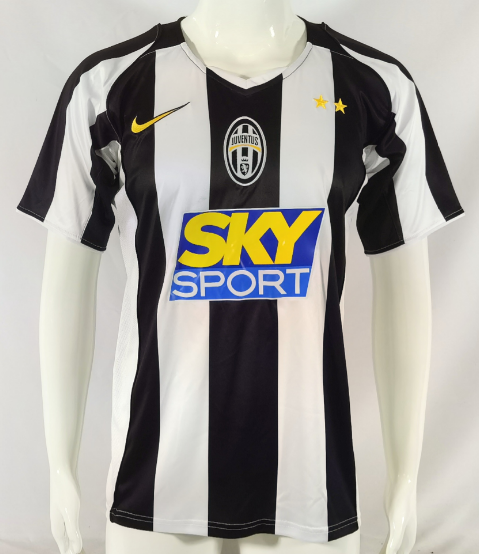 Retro Juventus 04/05 Home Football Shirt Thai Quality