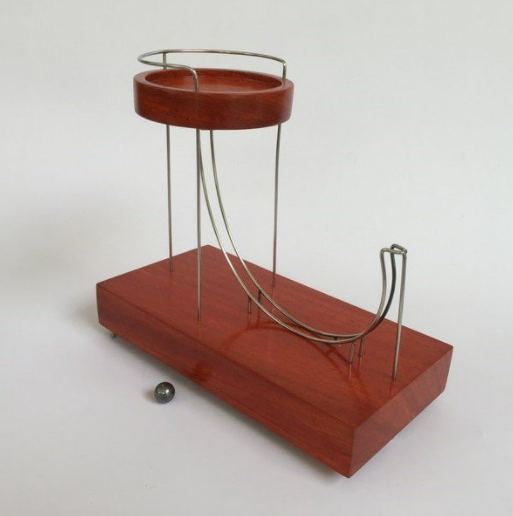 Kinetic Art-Perpetual Motion Machine