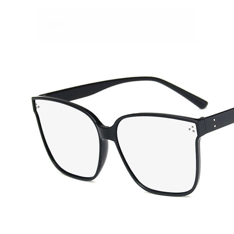 Fashion Three-meter Nail Square Sunglasses New Sun Protection Wild Sunglasses