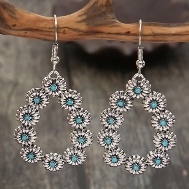 Vintage Turquoise Daisy Drop Earrings