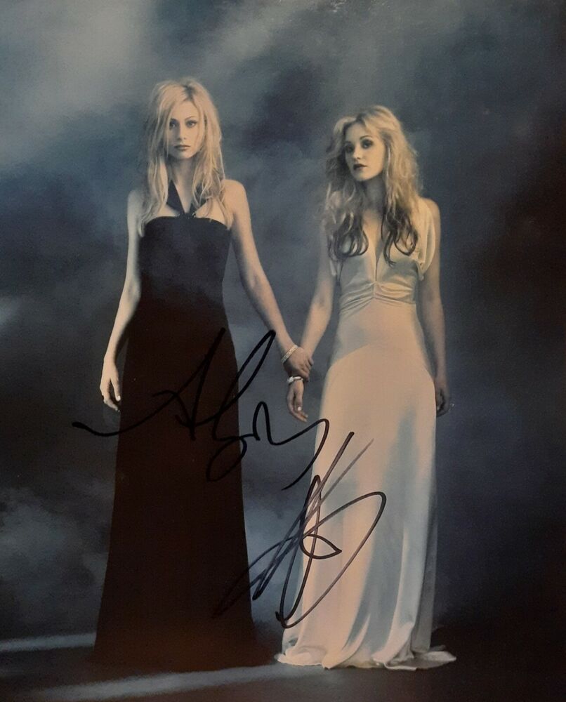 Aly Aj Michalka signed 8x10