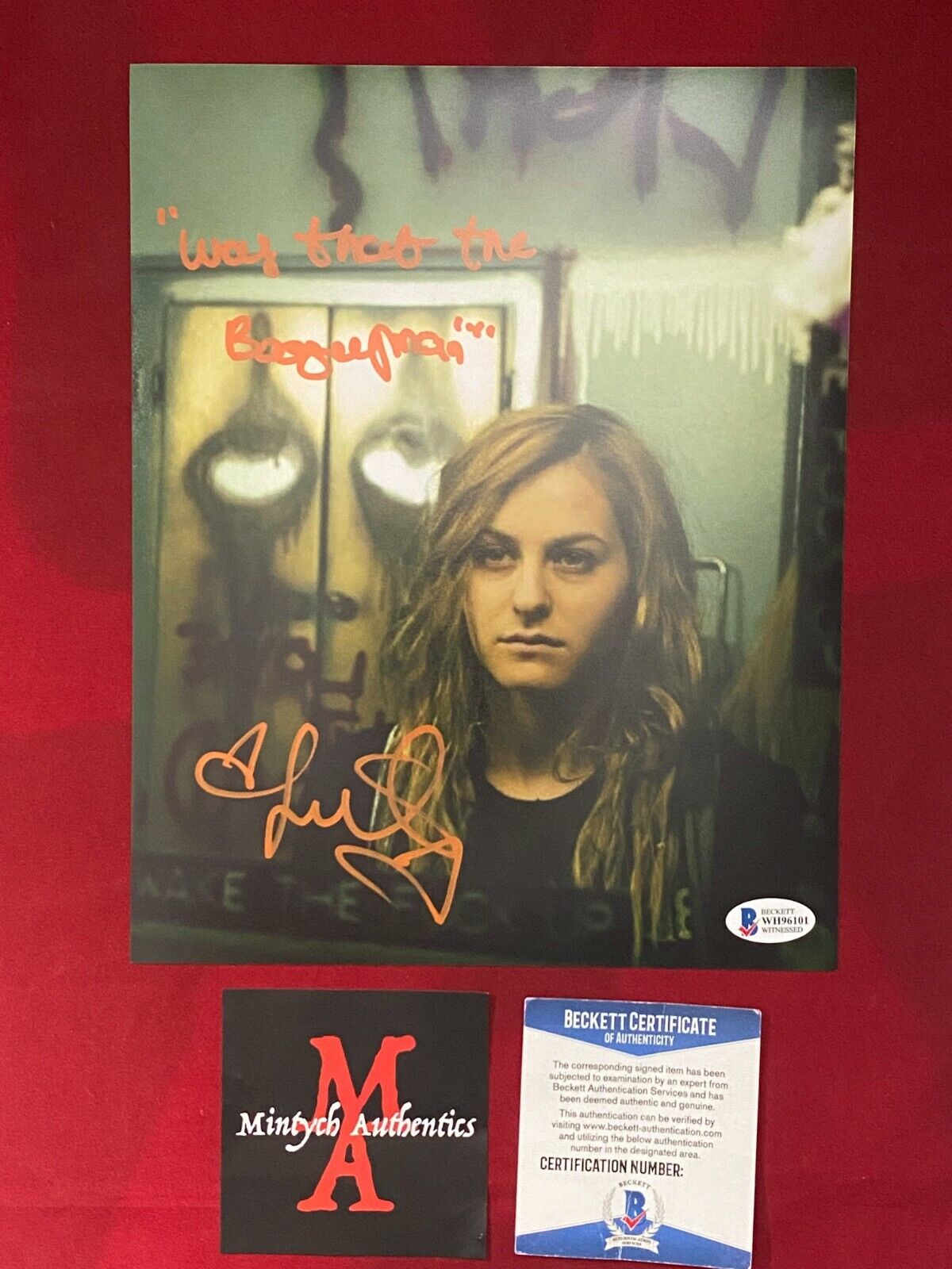 SCOUT TAYLOR-COMPTON AUTOGRAPHED SIGNED 8x10 Photo Poster painting! ROB ZOMBIE HALLOWEEN BECKETT