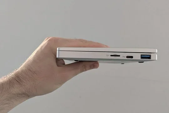 T----Dispozitiv inteligent portabil de 8,4 inchi