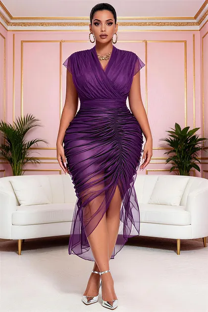 silk halter neck dress Betsy & Adam Women's Sleeveless Satin Gown, 8 Discover 19 One direction Size:L - 10 Women Style subcategory_Mini Dress