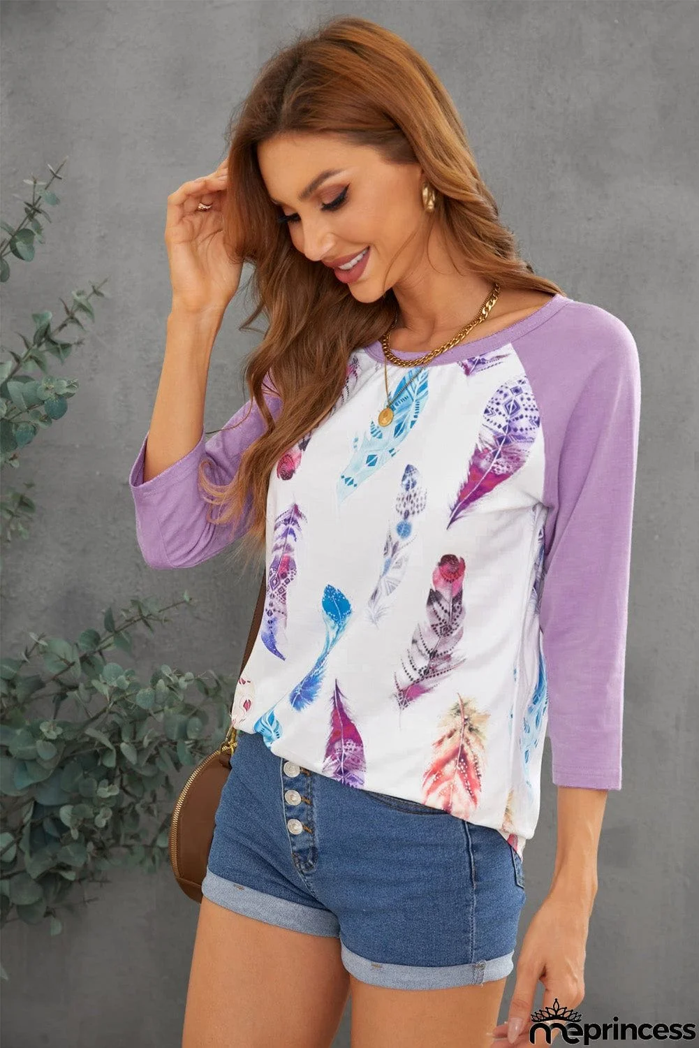 Feather Print 3/4 Raglan Sleeve Top