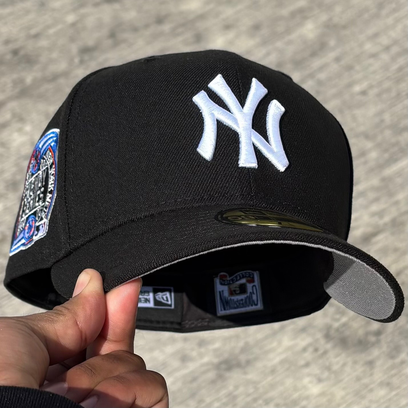 NEW ERA NEW YORK YANKEES SUBWAY SERIES 2000 BLACK EMBROIDERED CASUAL BASEBALL CAP