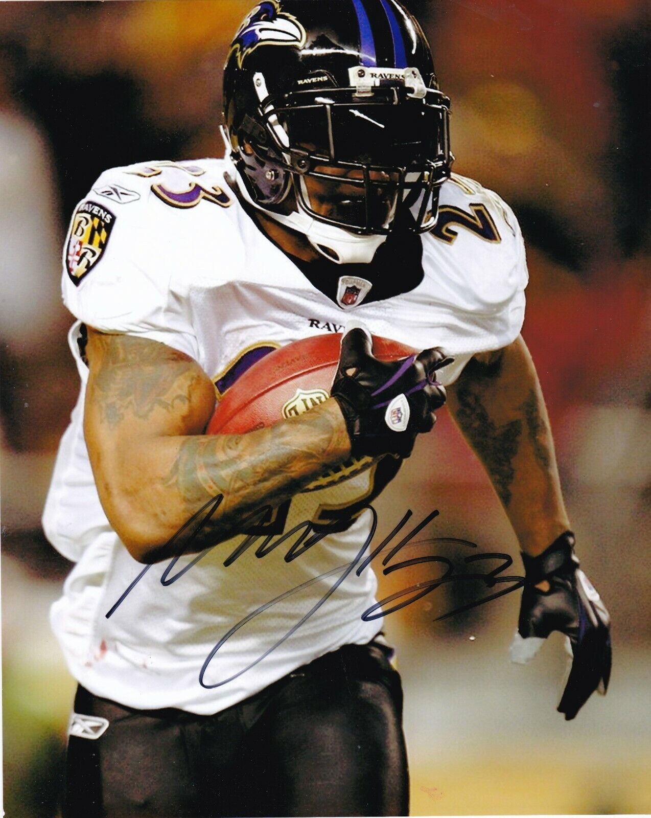 WILLIS MCGAHEE BALTIMORE RAVENS ACTION SIGNED 8X10