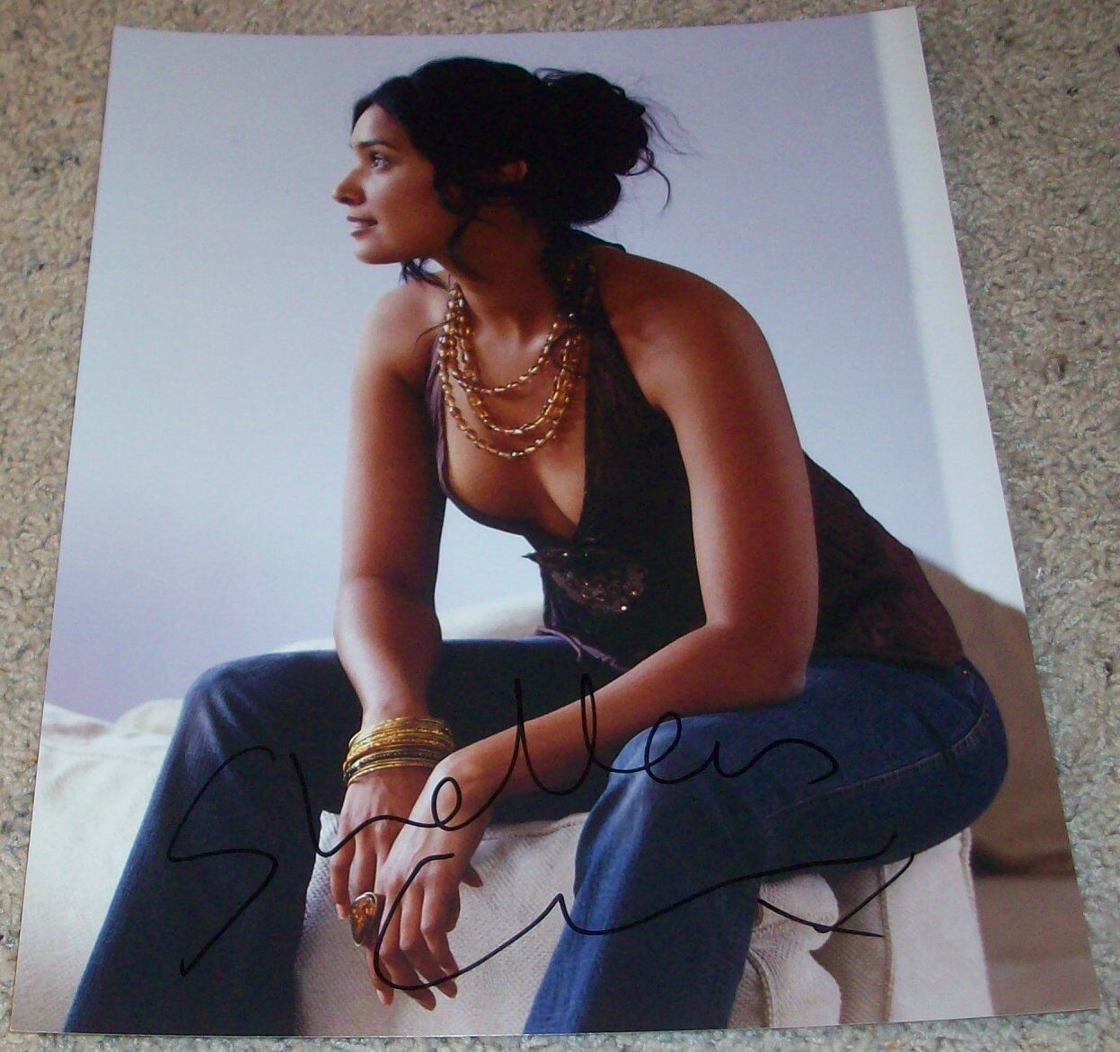 SHELLEY CONN SIGNED AUTOGRAPH TERRA NOVA 11x14 Photo Poster painting w/EXACT VIDEO PROOF