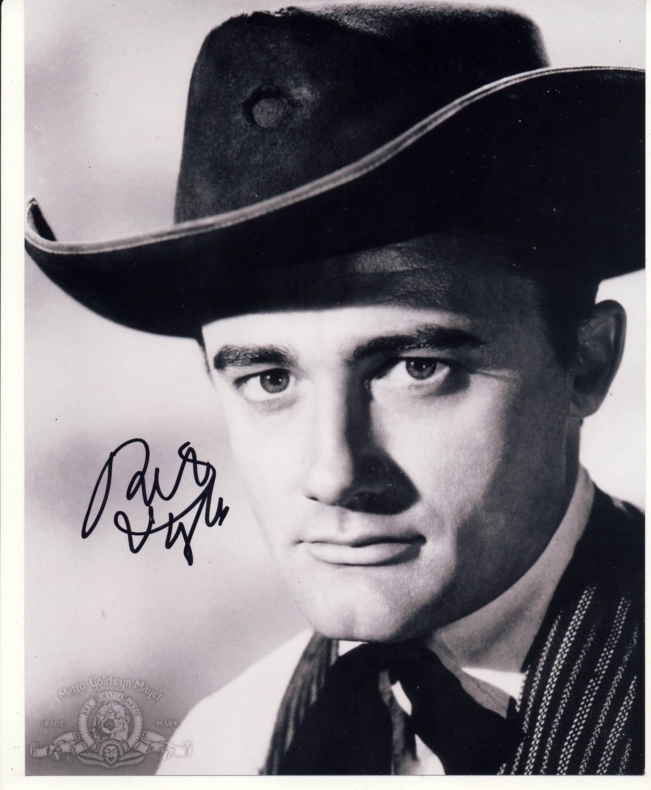 Robert Vaughn Autograph Signed 10x8 Photo Poster painting AFTAL [5165]