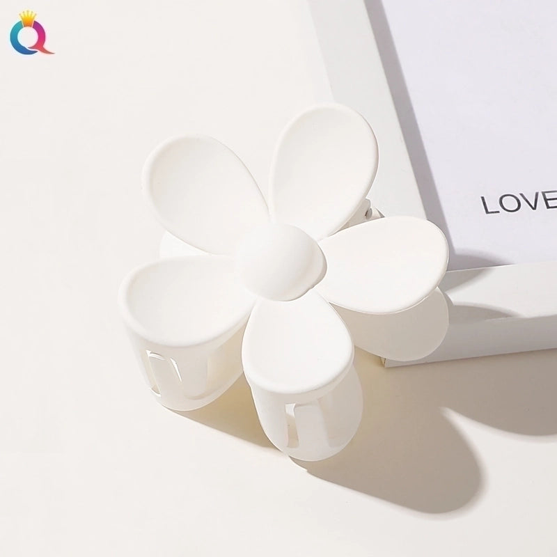 Women’s Fashion Flower Plastic Handmade Hair Claws