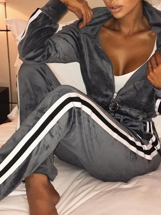 4 Colors Stripes Pockets Basic Sports Two Piece Warm Suit Set With Hoodie