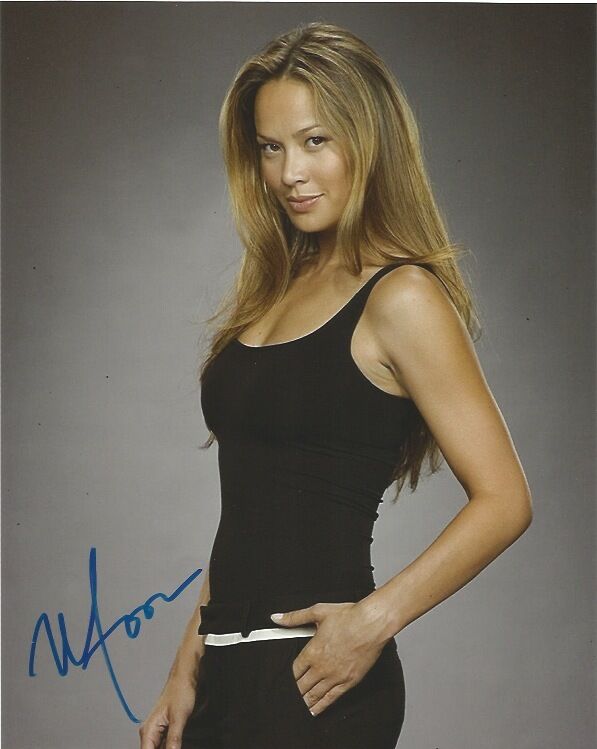 Moon Bloodgood Signed Autographed 8x10 Photo Poster painting COA