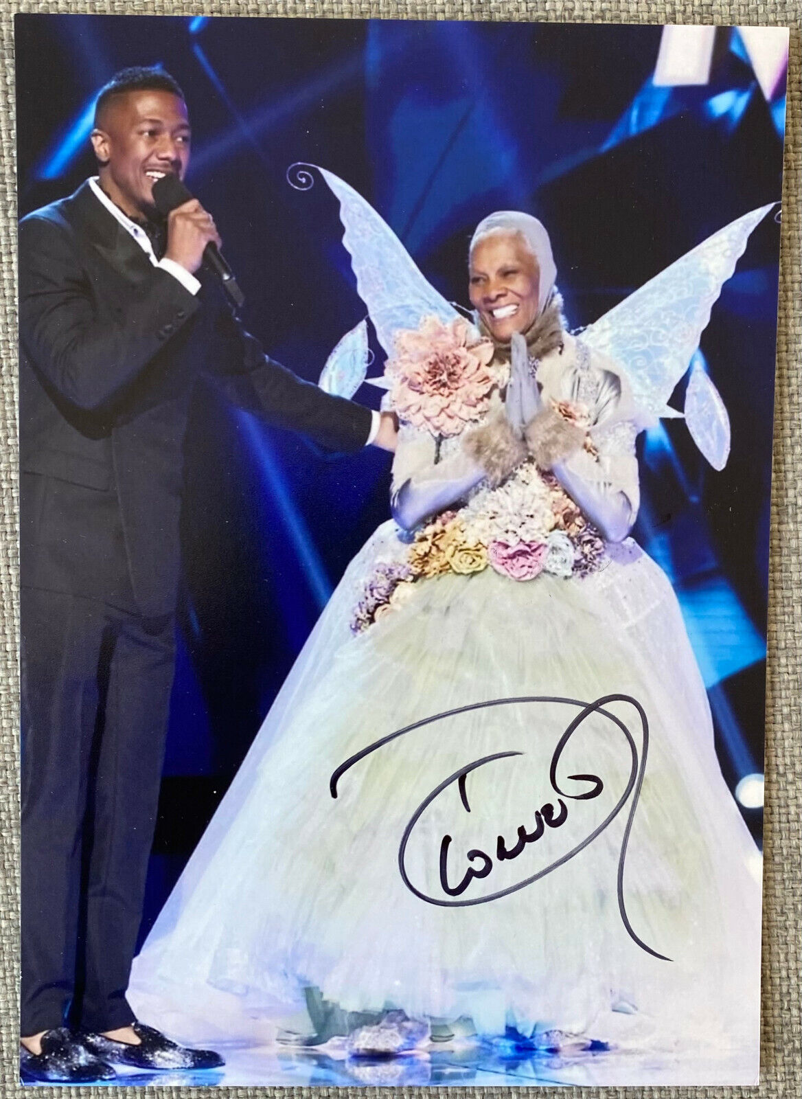 Dionne Warwick Signed In-Person 5x7 Color Photo Poster painting - The Masked Singer, Nick Cannon