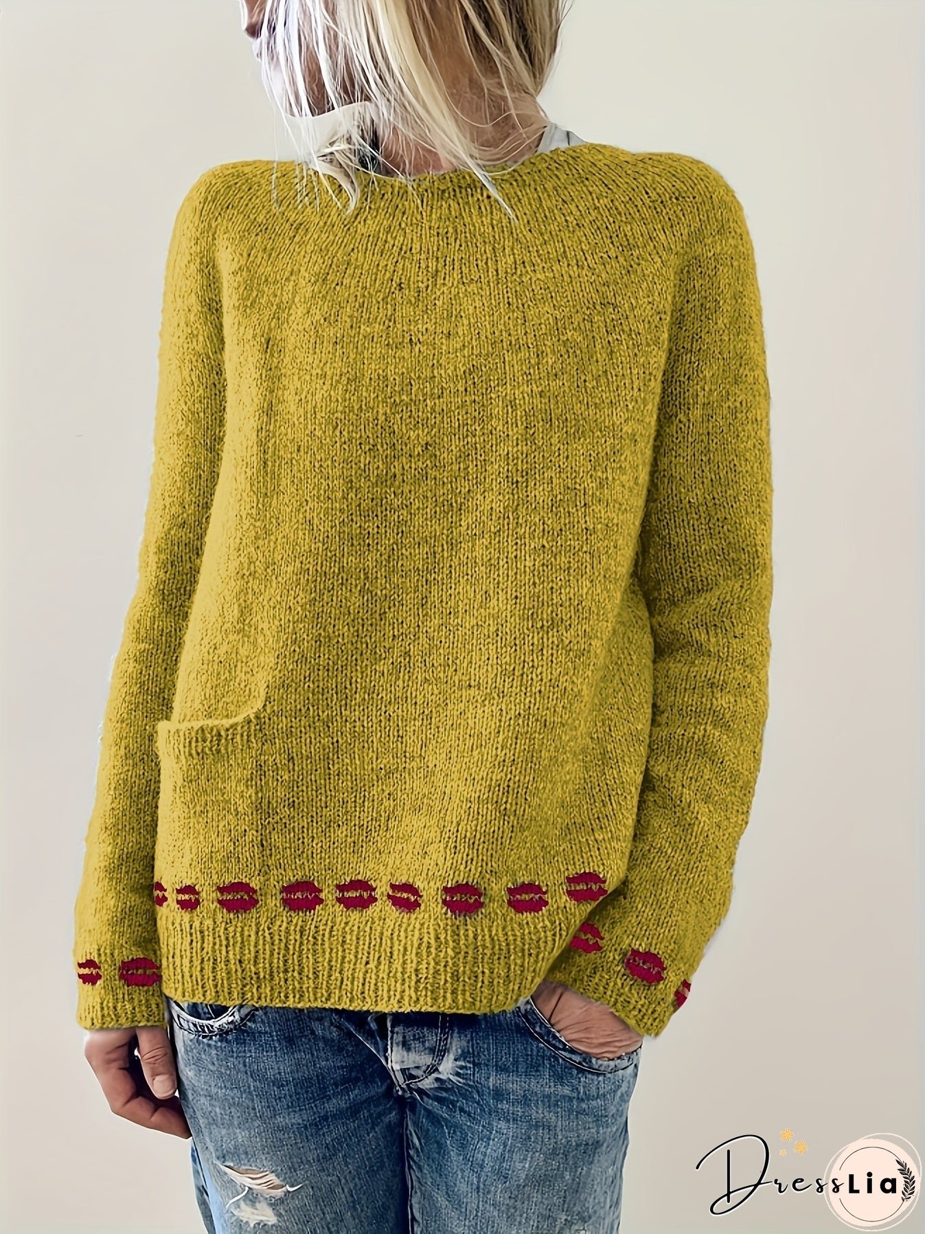 Elegant and Versatile winter garment