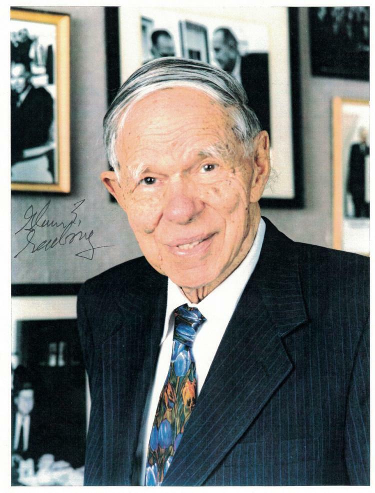 GLENN SEABORG Signed Photo Poster paintinggraph Chemistry Nobel Winner Nuclear Advisor preprint