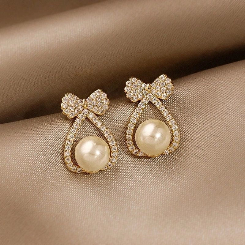 1 Pair IG Style Minimalist Heart Shape Flower Bow Knot Inlay Alloy Artificial Pearls Rhinestones Drop Earrings Earrings Ear Studs