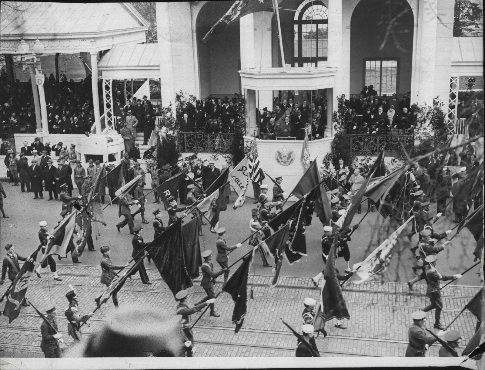 President Franklin Roosevelt Inaugural Parade 1933 Press Photo Poster painting