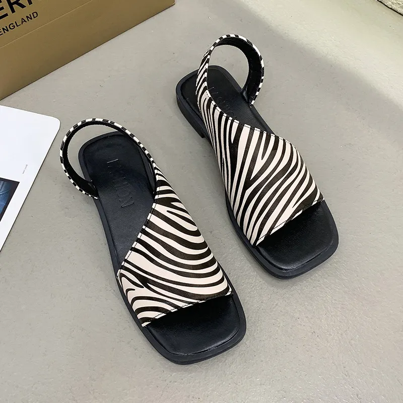 Breakj Breakj Sandals Women 2025 Summer New Large-Size Fish Mouth Side Empty Fashion Thick Heel Low-Heeled Sandals Tide