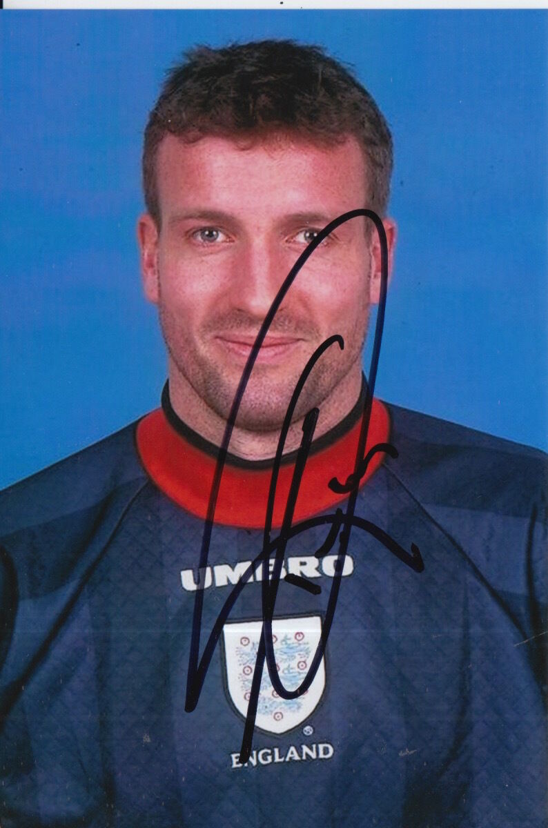 ENGLAND HAND SIGNED TIM FLOWERS 6X4 Photo Poster painting 1.