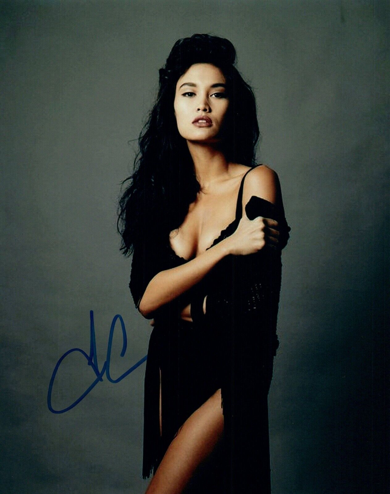 Tia Carrere Signed Autographed 8x10 Photo Poster painting Wayne's Word Playboy Actress COA