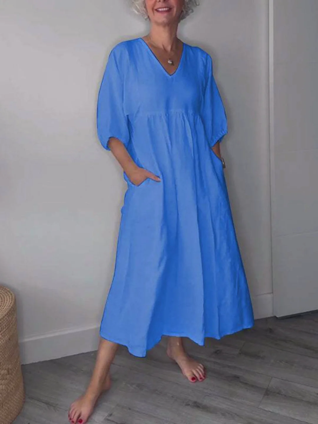 Anora - Classic Comfort Dress