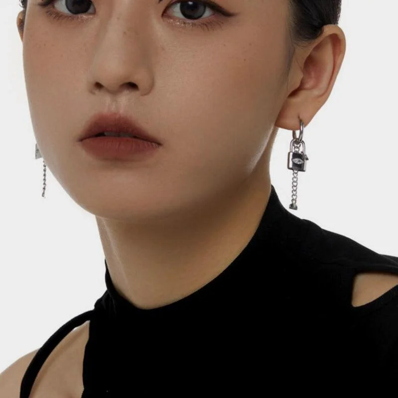 Removable Lock Chain Earrings