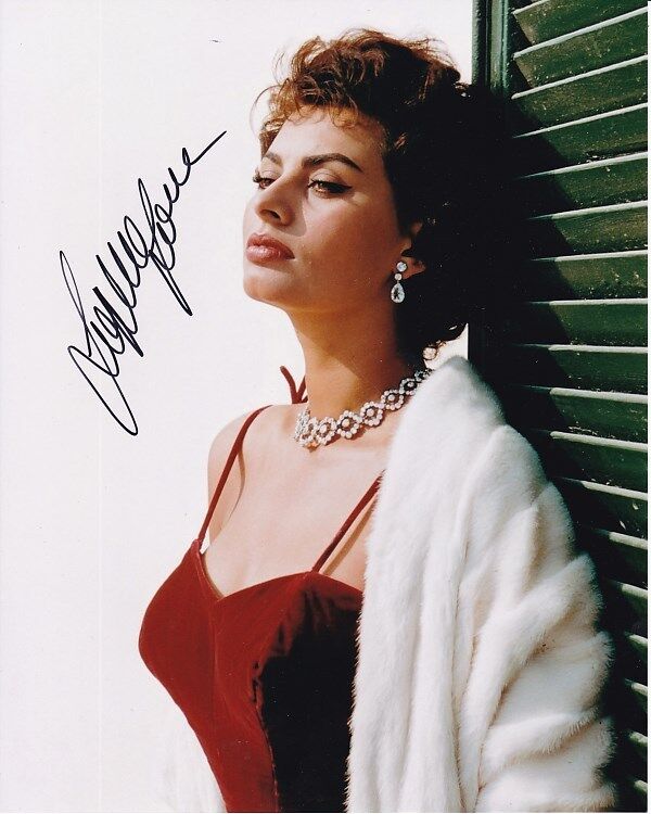 SOPHIA LOREN Signed Autographed Photo Poster painting