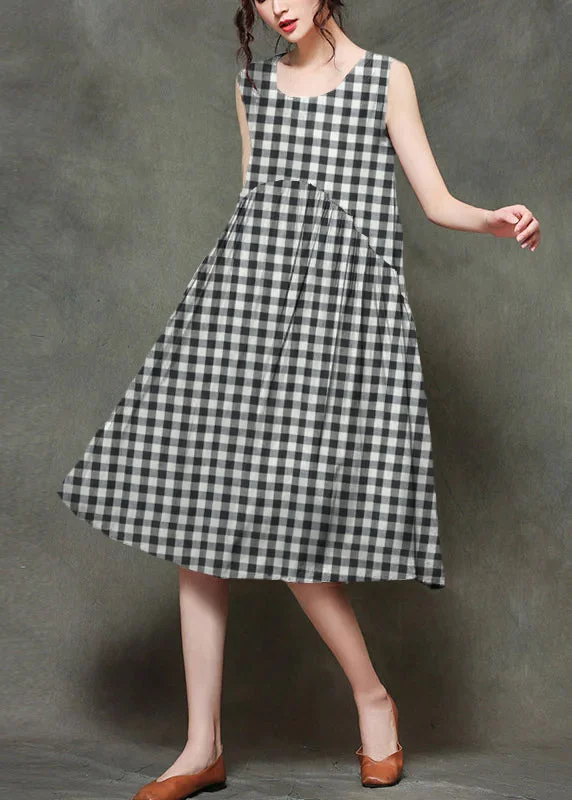 Casual black-checkered O-Neck Wrinkled Long Dresses Sleeveless