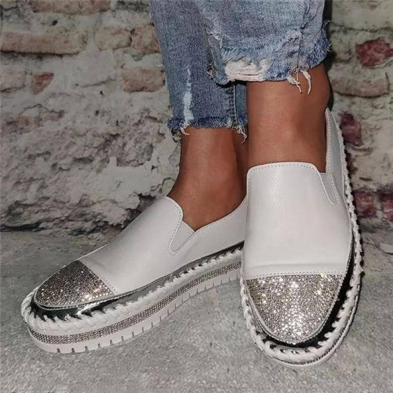 Women's Casual Fashion Rhinestone Round Toe Slip On Flat Loafers