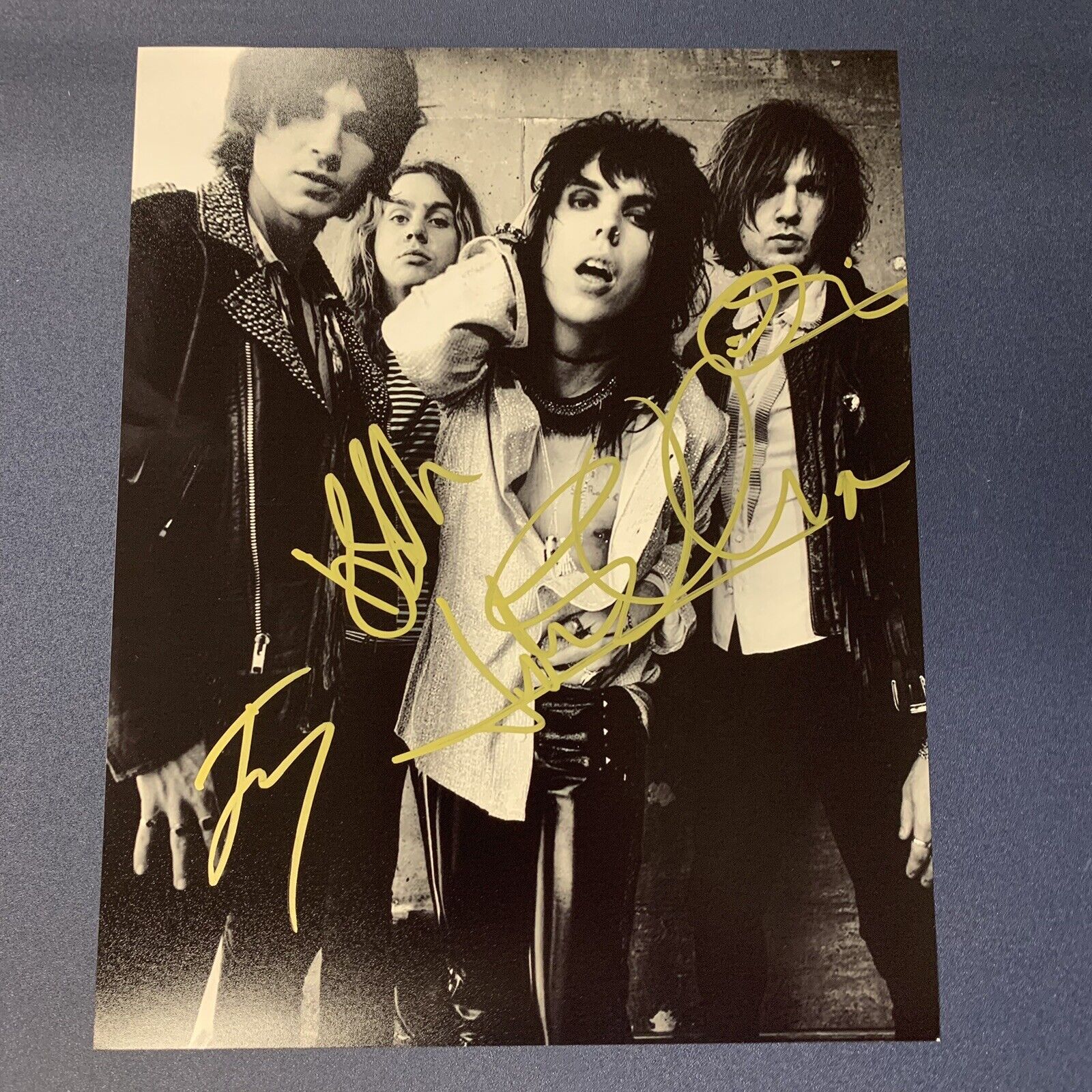 THE STRUTS FULL BAND SIGNED 8x10 Photo Poster painting SIGNED AUTOGRAPHED BRITISH PROOF COA