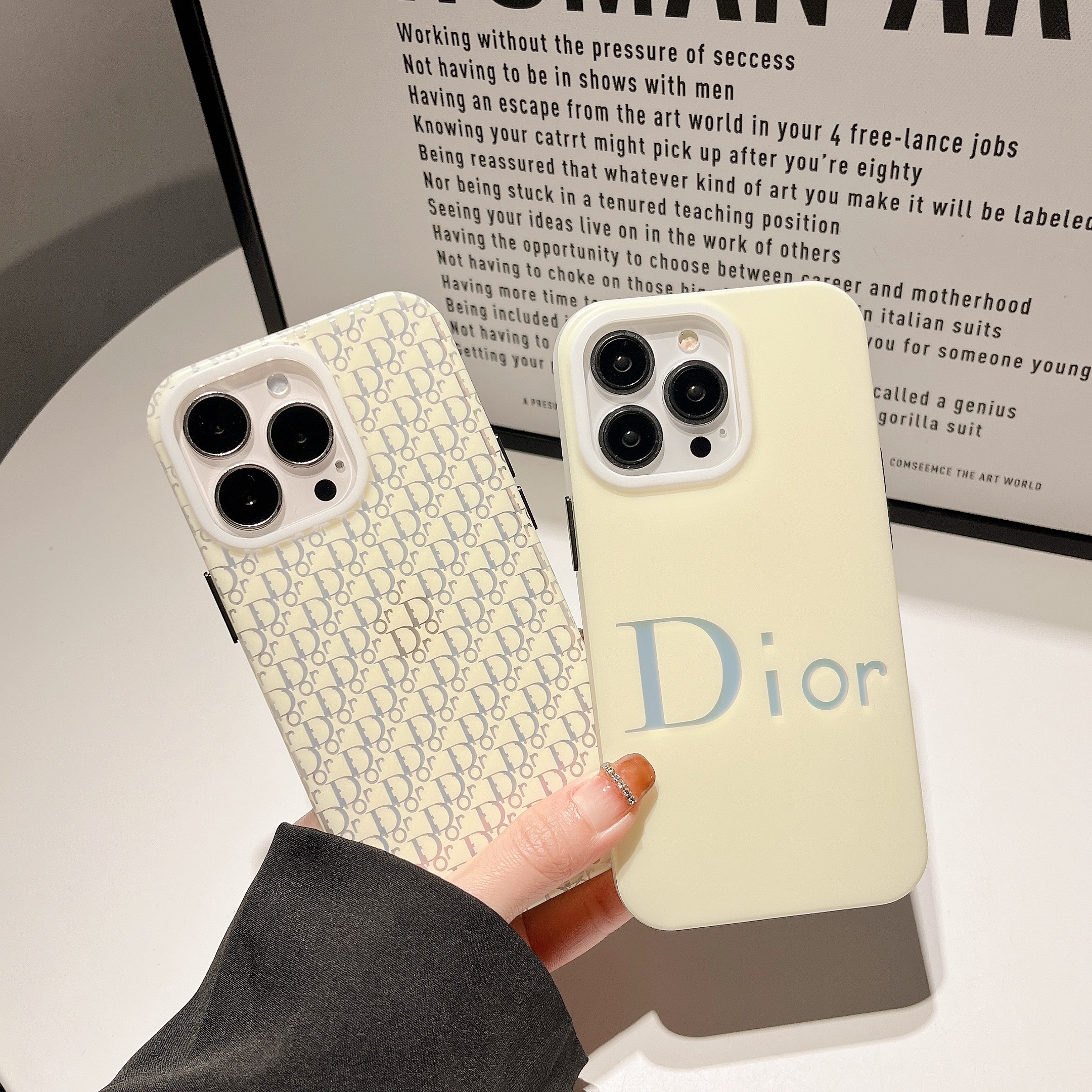 Double-Sided Frosted Phone Case with a Soft Touch--[GUCCLV]