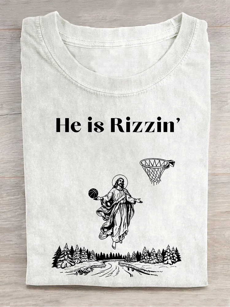 Teecade Teecade He Is Rizzin' Easter Basketbal Funny Jesus Casual Print T-shirt