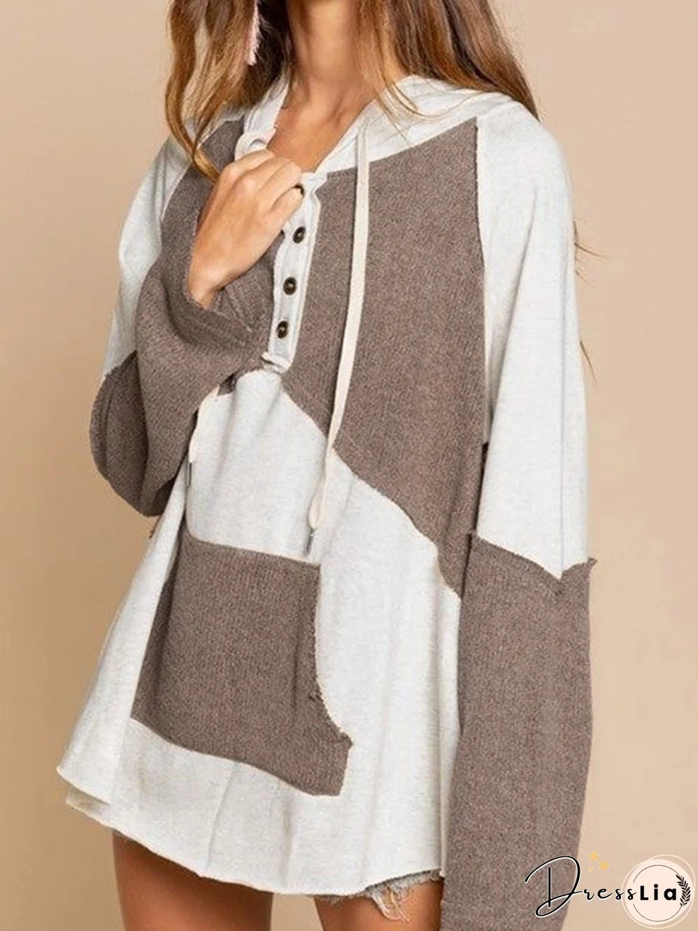 Colorblock Kangaroo Pocket Buttoned Pullover Hoodie with Multicolour Design